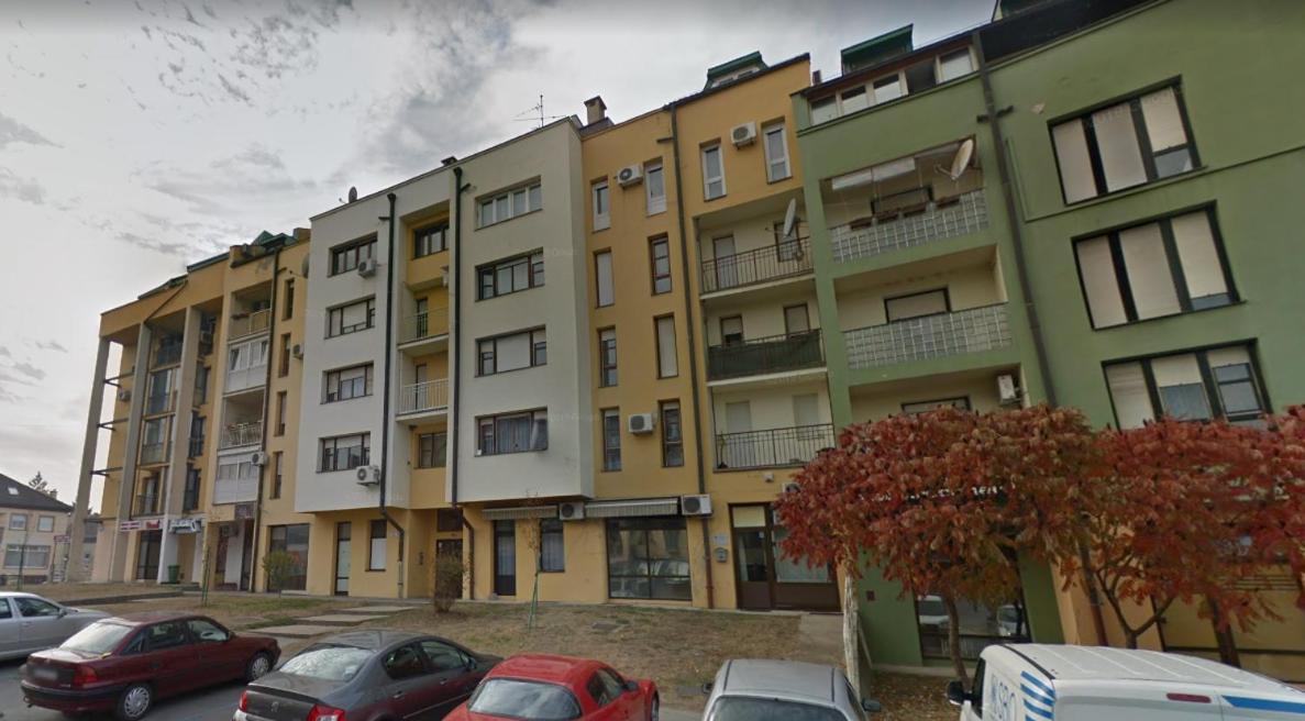 A.Part Osijek Apartamento Exterior foto